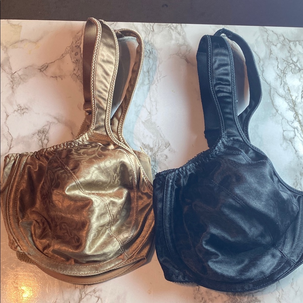 Bali Elegant Black and Gold Bras Underwire Size 36D